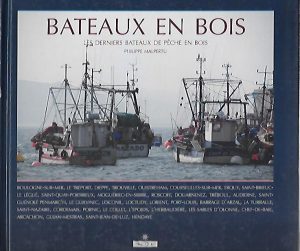 BATEAUX EN BOIS